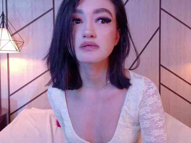 LeahSaenz webcam