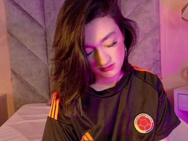 LeahSaenz webcam