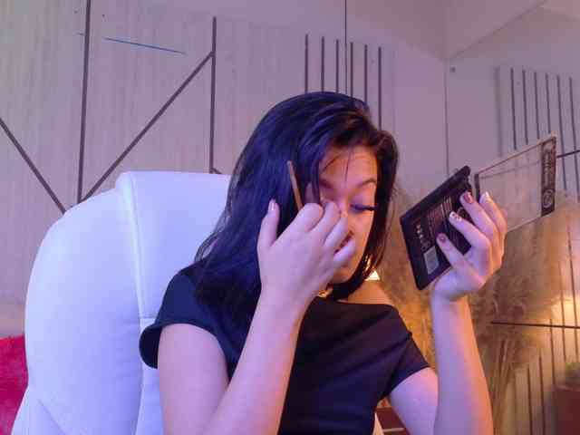LeahSaenz webcam