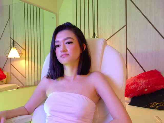 LeahSaenz webcam