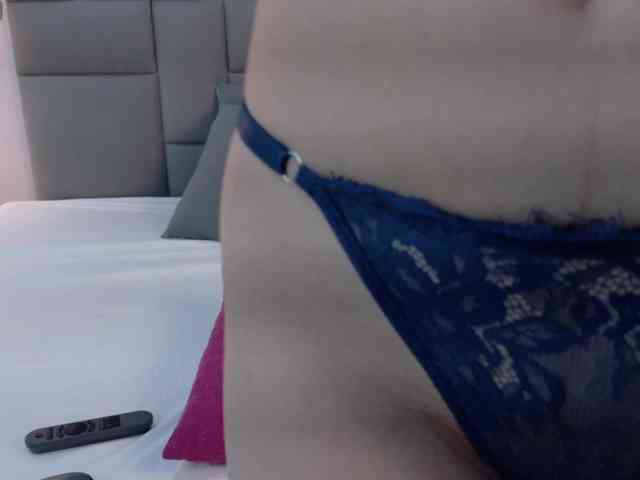 LeahSaenz webcam