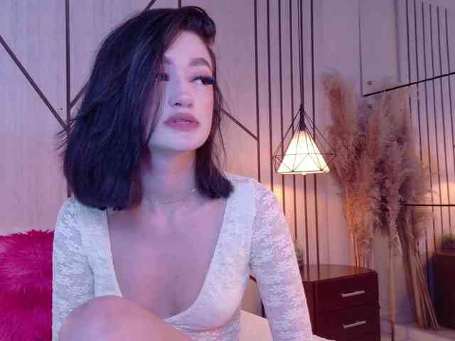LeahSaenz webcam