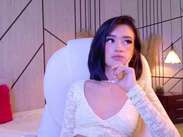 LeahSaenz webcam