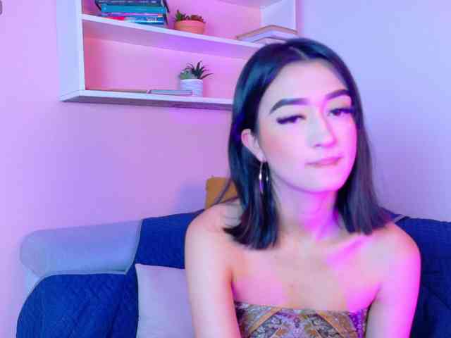 LeahSaenz webcam