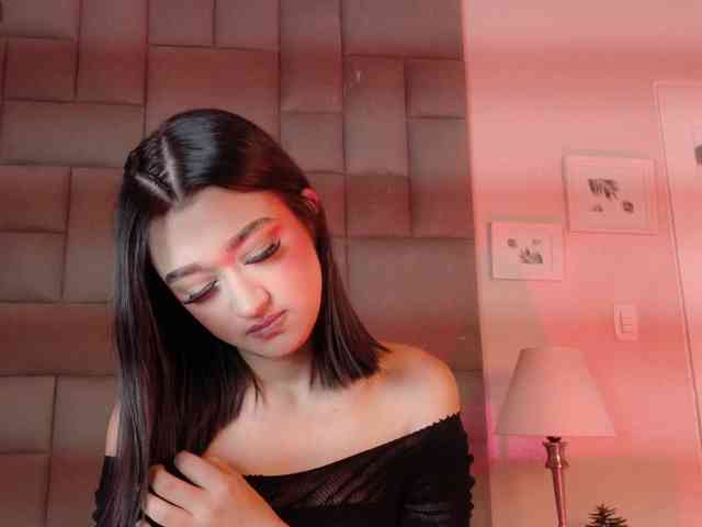 LeahSaenz webcam