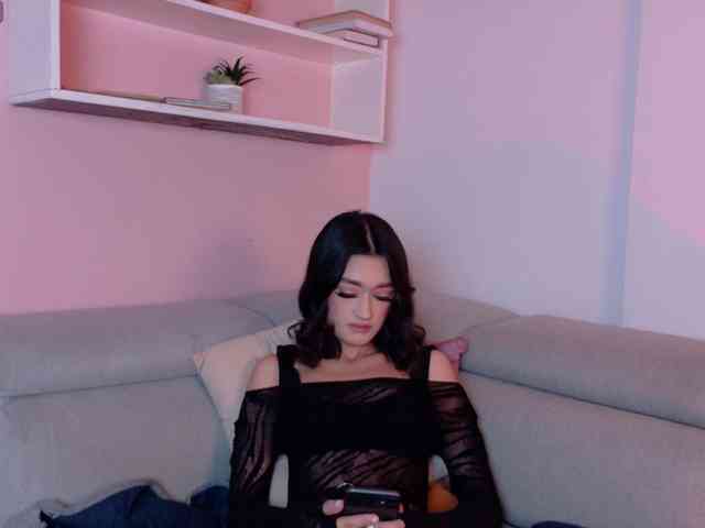 LeahSaenz webcam