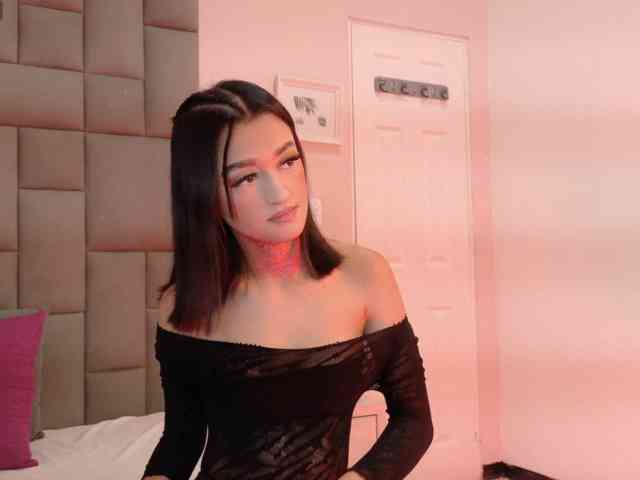 LeahSaenz webcam
