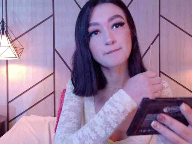 leahsaenz's live room