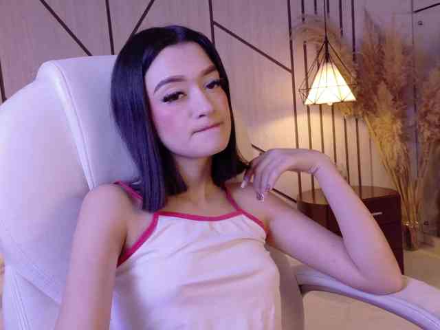 LeahSaenz webcam
