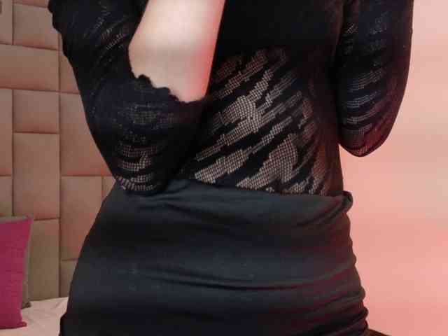 LeahSaenz webcam