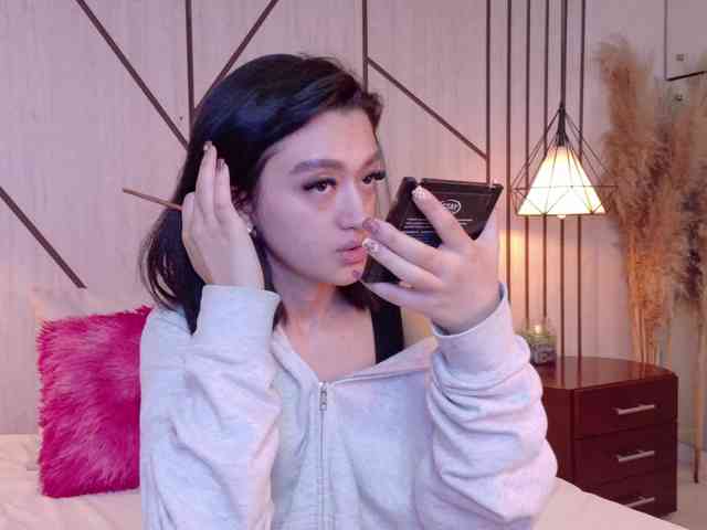LeahSaenz webcam