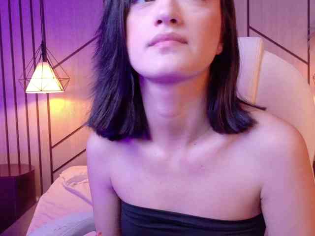 LeahSaenz webcam