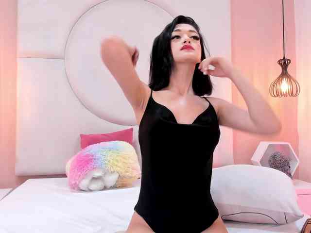 LeahSaenz webcam