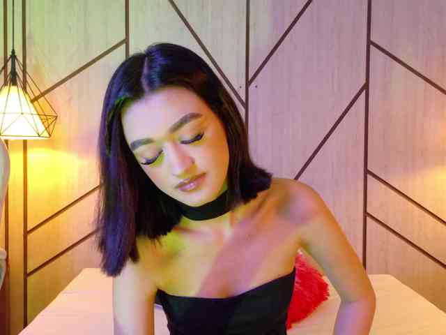 LeahSaenz webcam