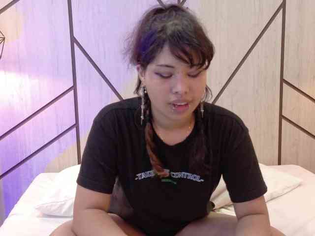 AMMYNOVA webcam