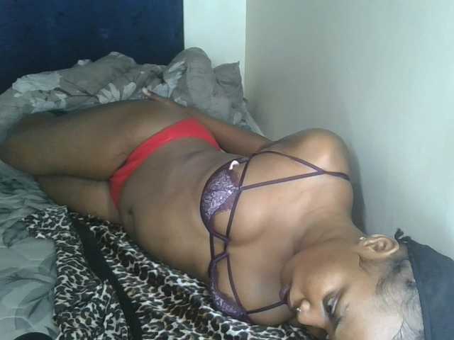 Sweet-confession live cam on BongaCams