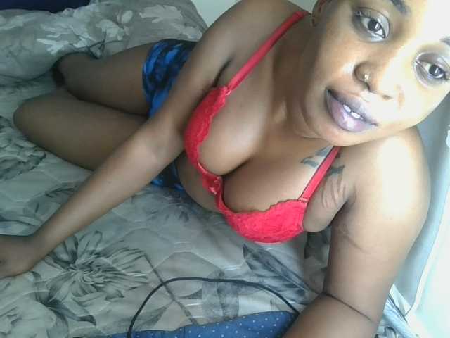 Sweet-confession live cam on BongaCams