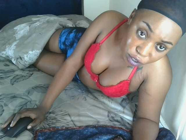 Sweet-confession live cam on BongaCams