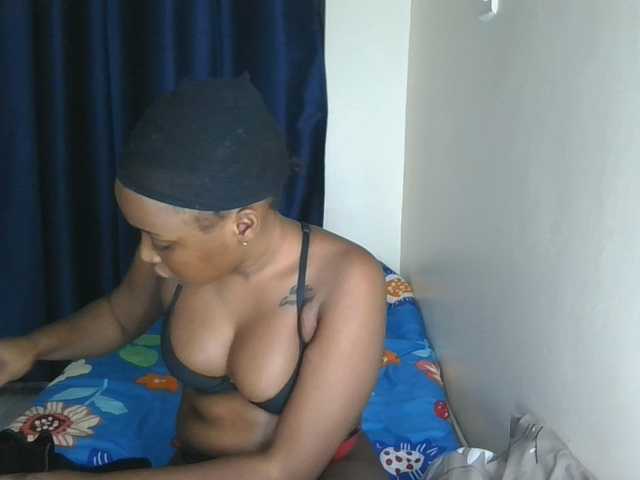 Sweet-confession live cam on BongaCams