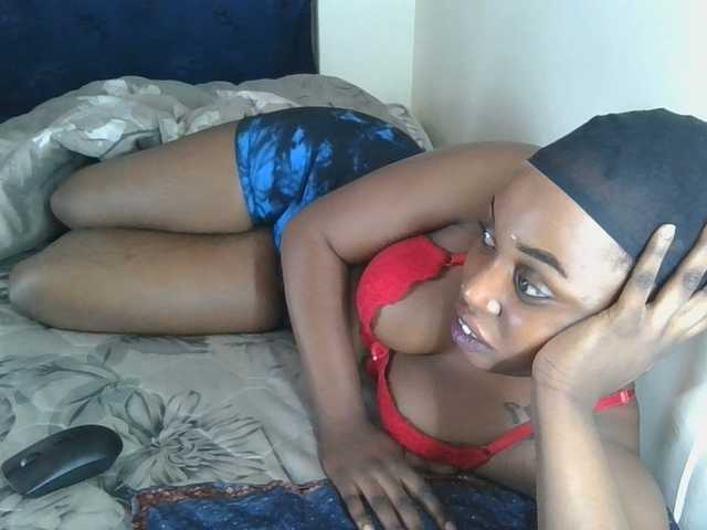 Sweet-confession live cam on BongaCams