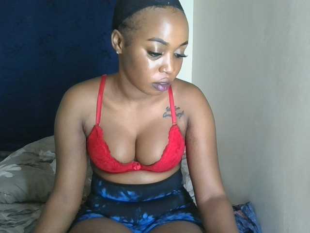 Sweet-confession live cam on BongaCams
