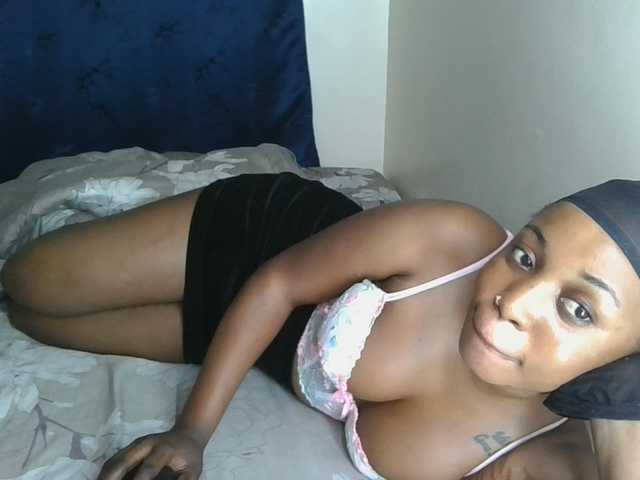 Sweet-confession live cam on BongaCams