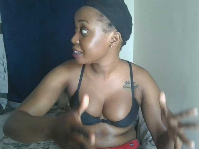Sweet-confession live cam on BongaCams