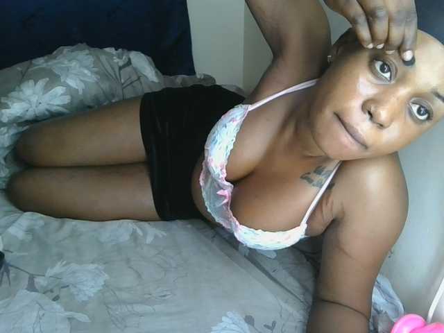 Sweet-confession live cam on BongaCams