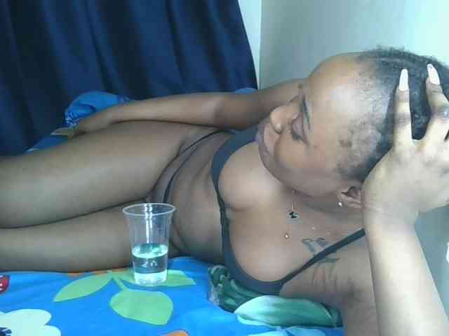 Sweet-confession webcam