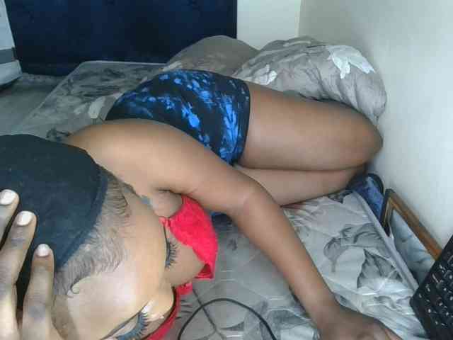Sweet-confession webcam