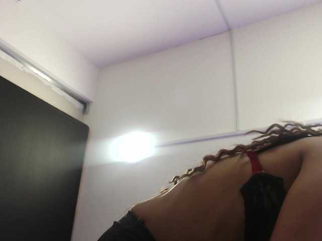 zafira-morena live cam on BongaCams