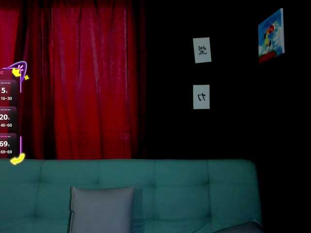 petitemila live cam on BongaCams
