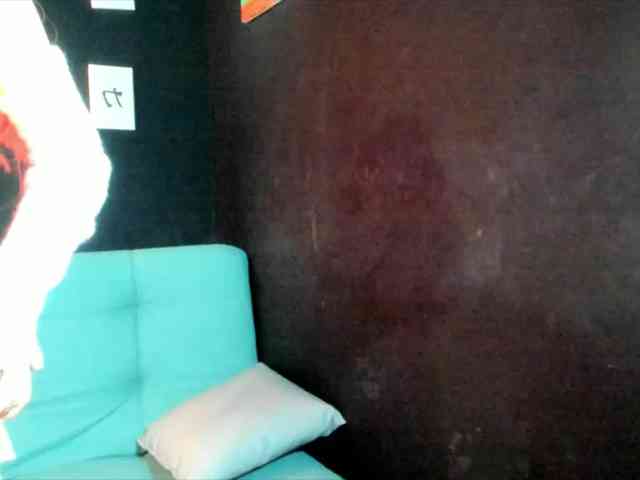 petitemila's live room