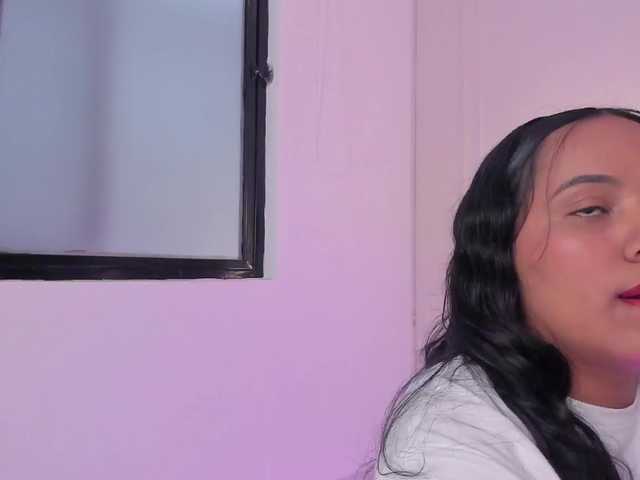 Emma-Velez live cam on BongaCams