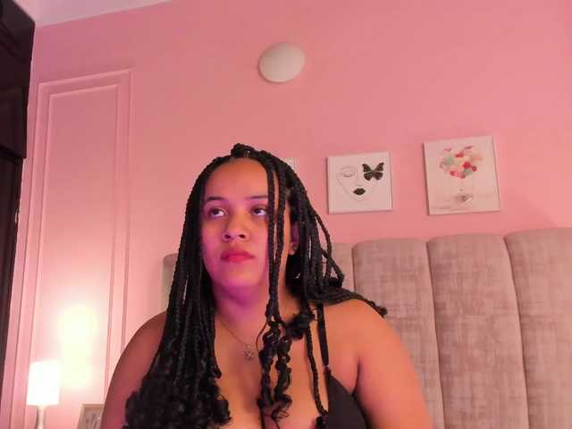 Emma-Velez live cam on BongaCams