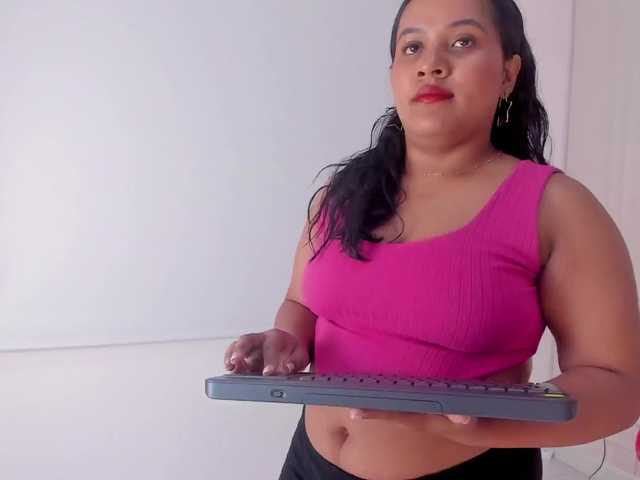 Emma-Velez live cam on BongaCams
