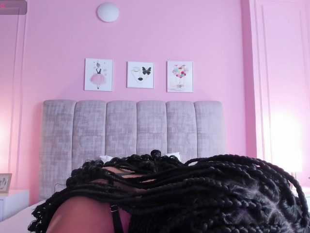 Emma-Velez live webcam show