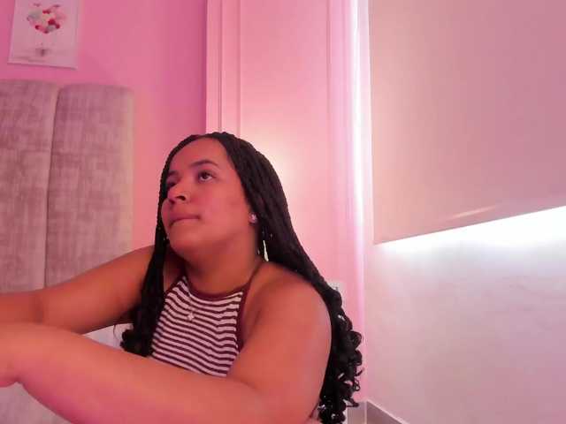 Emma-Velez live webcam show