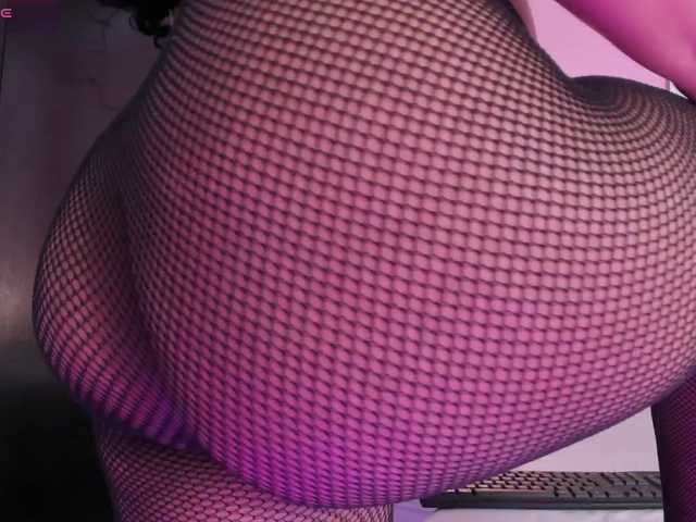 Emma-Velez live cam on BongaCams