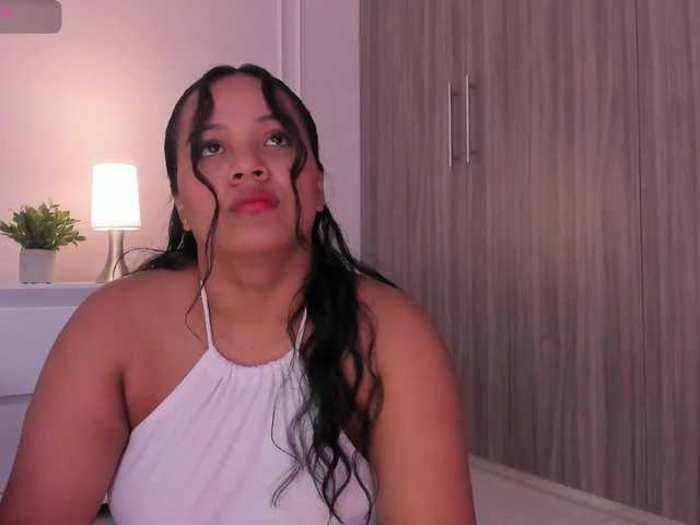 Emma-Velez live cam on BongaCams
