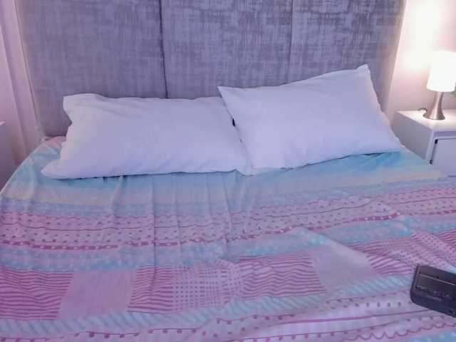Emma-Velez live cam on BongaCams