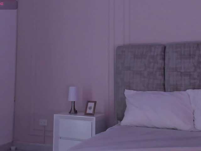 Emma-Velez live cam on BongaCams