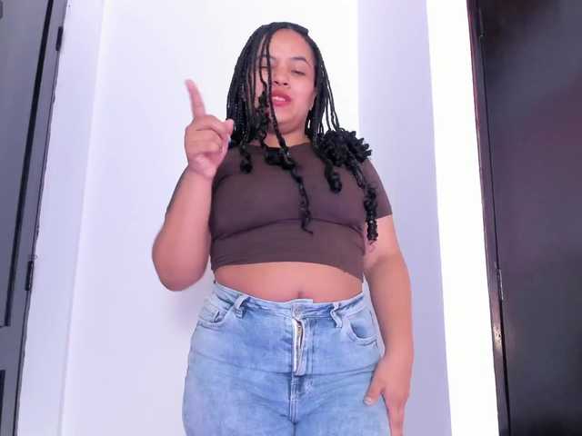 Emma-Velez live cam on BongaCams