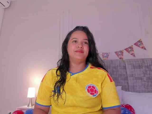 Emma-Velez - Girl 