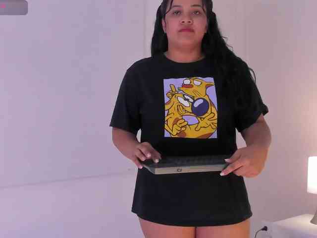 Emma-Velez webcam