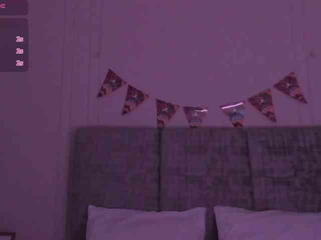 Emma-Velez webcam
