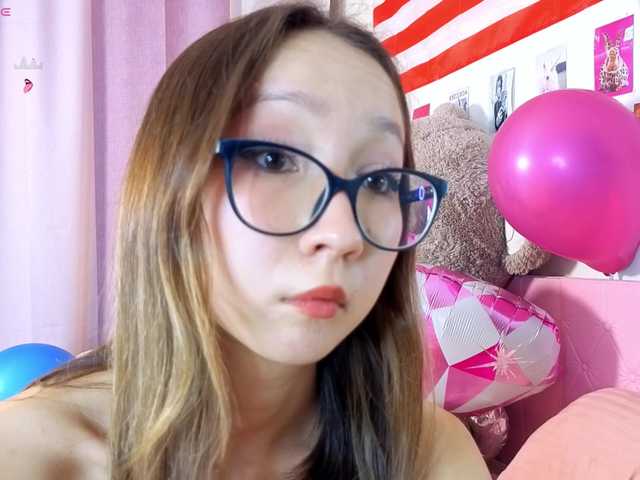 Karolinacream live webcam show