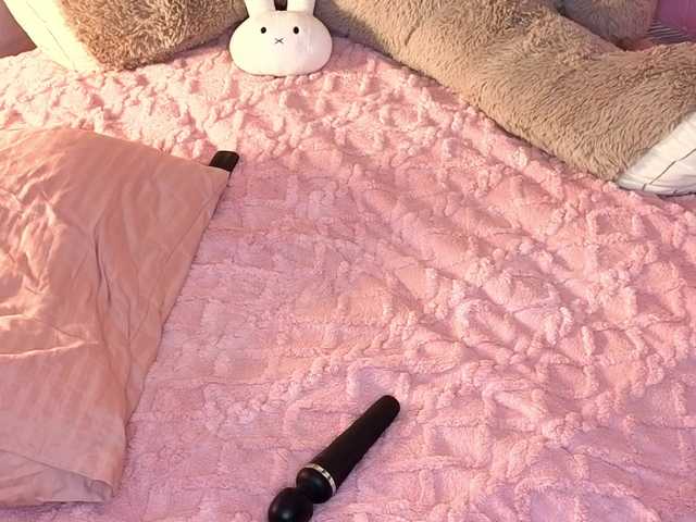 Karolinacream live cam on BongaCams