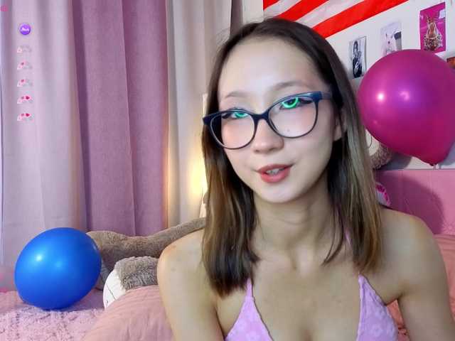 Karolinacream live webcam show