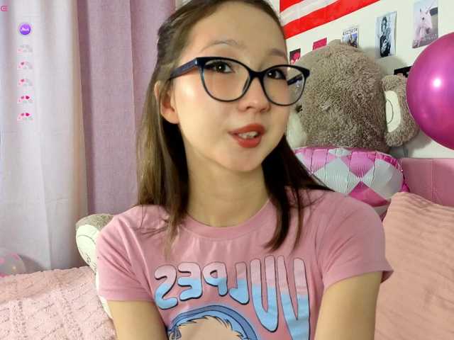 Karolinacream live webcam show